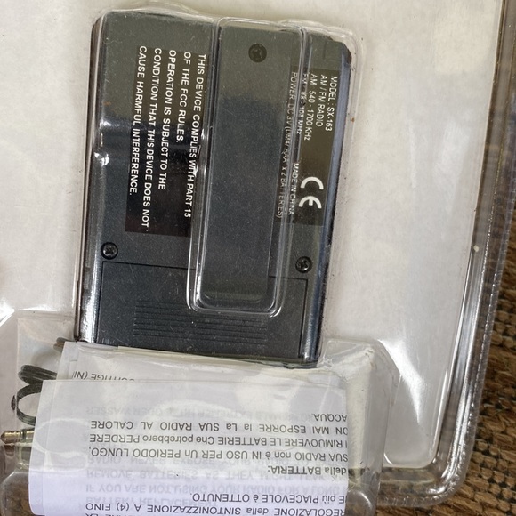 Vintage panashiba am/fm radio with stereo earphones - Picture 5 of 7